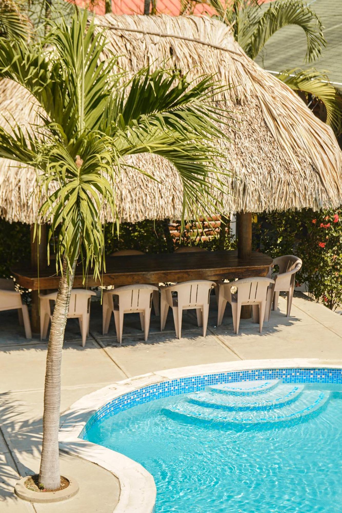 Hotel Playa Caribe Tela Exterior photo